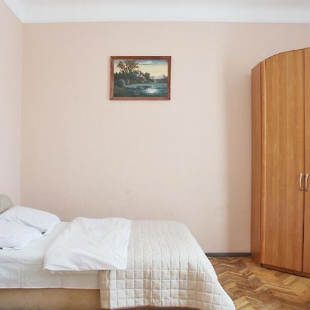 Квартира Подобово Біля Форуму Високий Замок Вулиця Хмельницького 61 Lviv Bagian luar foto